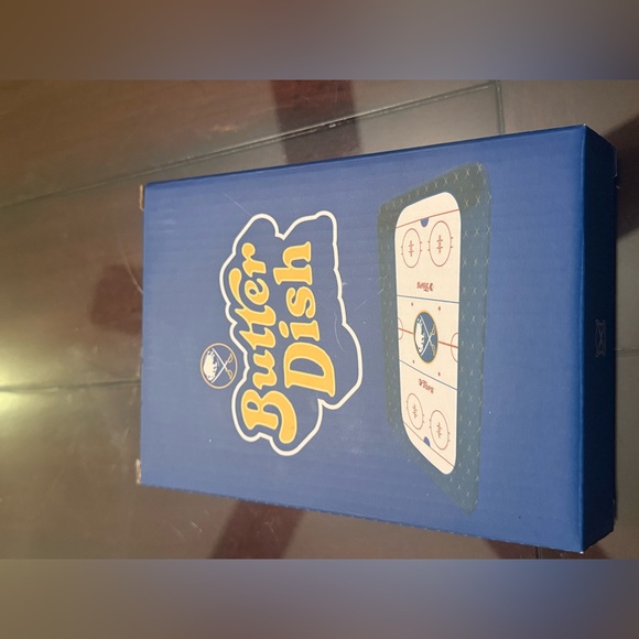 Sabres Hockey Themed Butter Dish - Picture 3 of 8